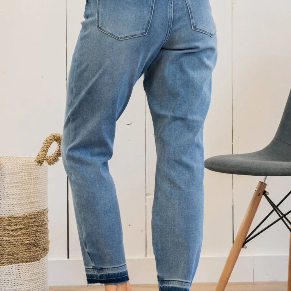 Judy Blue Relaxed Therma Denim Boyfriend Jeans Women's Plus Size 20W H13658 - Picture 7 of 11